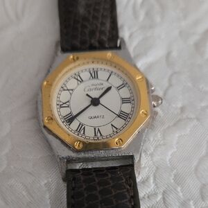 Elegant Brown Leather Strap Watch